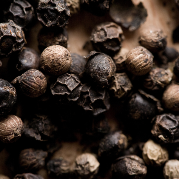 Absolute Aromas Pepper, Black Essential Oil 10ml - Image 3