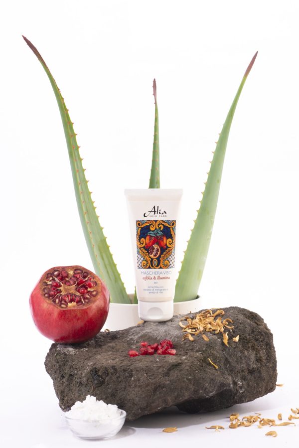 Alia Exfoliate & Illuminate Face Mask 100ml - Image 4