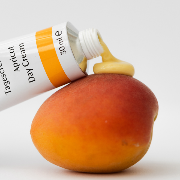Dr Hauschka Apricot Day Cream 30ml - Image 5