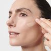 Dr Hauschka Foundation Chestnut-03 30ml - Image 4
