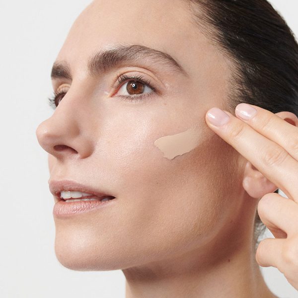 Dr Hauschka Foundation Chestnut-03 30ml - Image 4