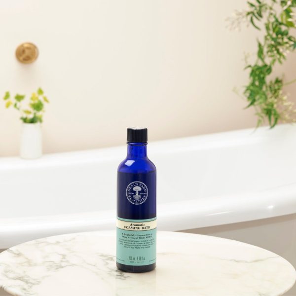 Neals Yard Remedies Aromatic Foaming Bath 200ml - Image 2