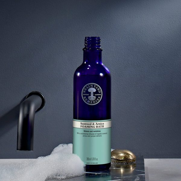 Neals Yard Remedies Seaweed & Arnica Foaming Bath 200ml - Image 2