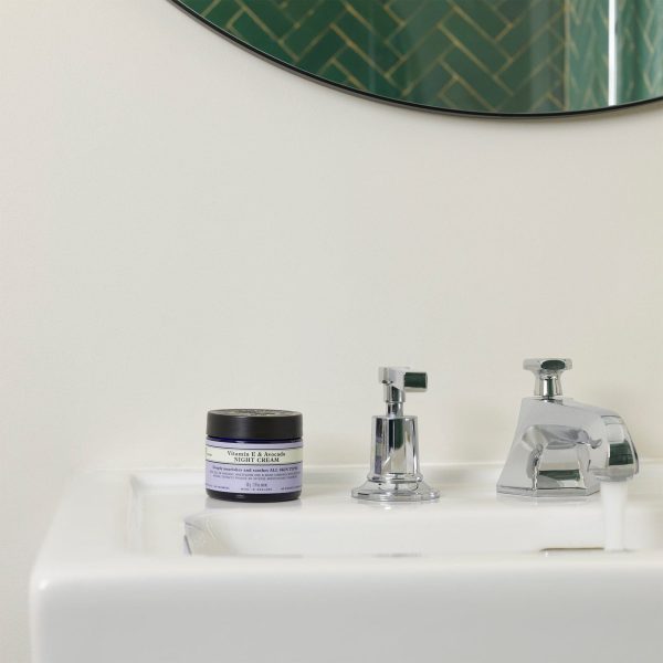 Neals Yard Remedies Vitamin E & Avocado Night Cream 50g - Image 4