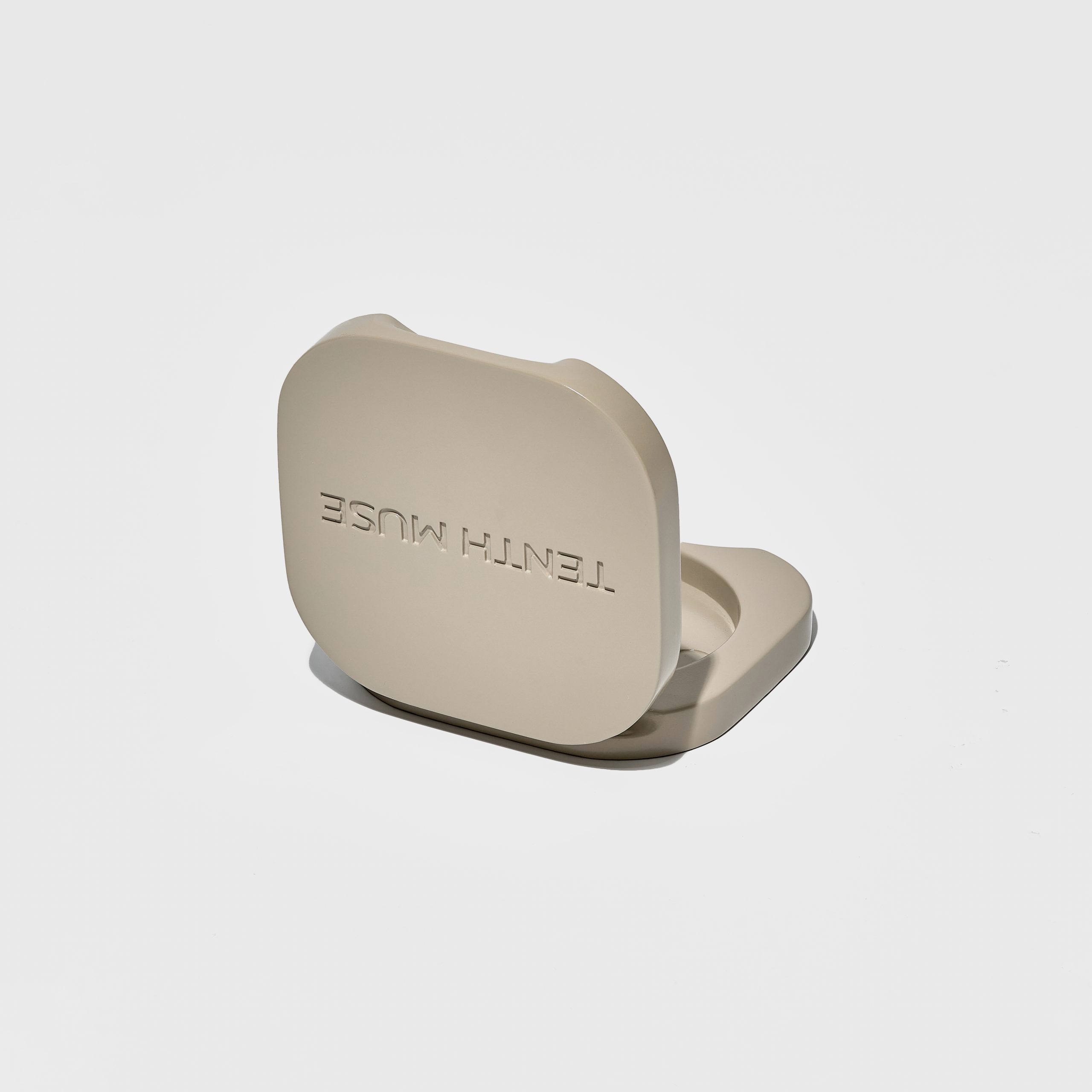 Tenth Muse Clay Refillable Vessel - Image 2