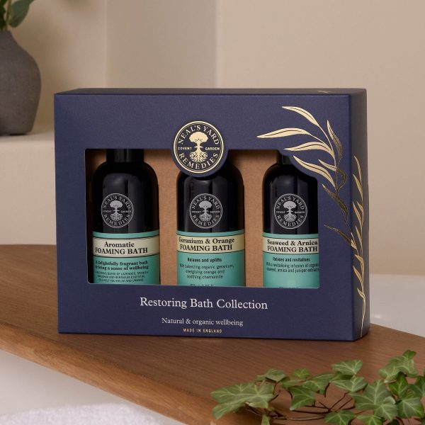 Neals Yard Remedies Restoring Bath Collection - Image 3